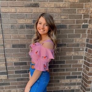 Meet your Posher, Victoria